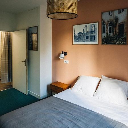 Les Chouettes Hostel Rennes Exteriör bild