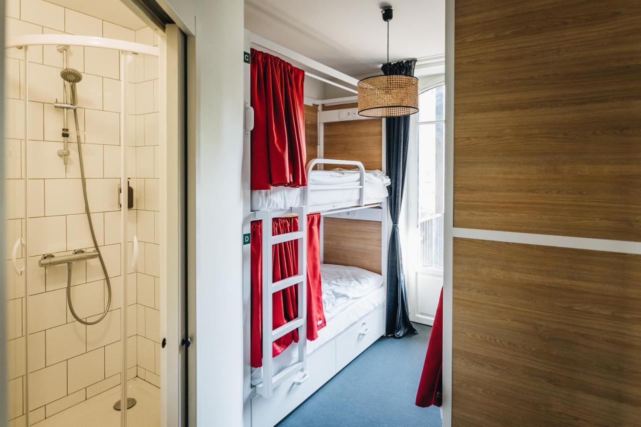 Les Chouettes Hostel Rennes Exteriör bild