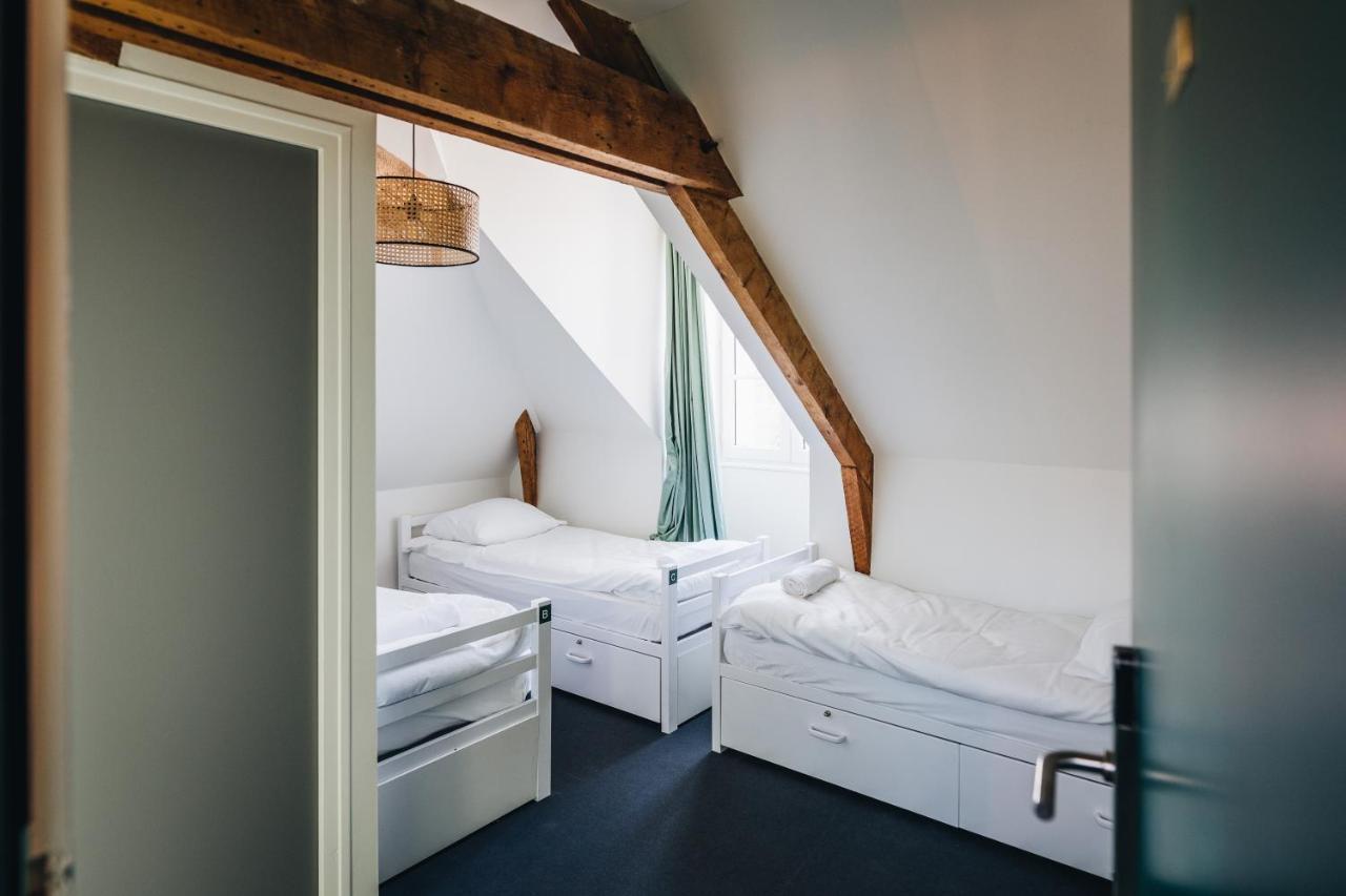 Les Chouettes Hostel Rennes Exteriör bild