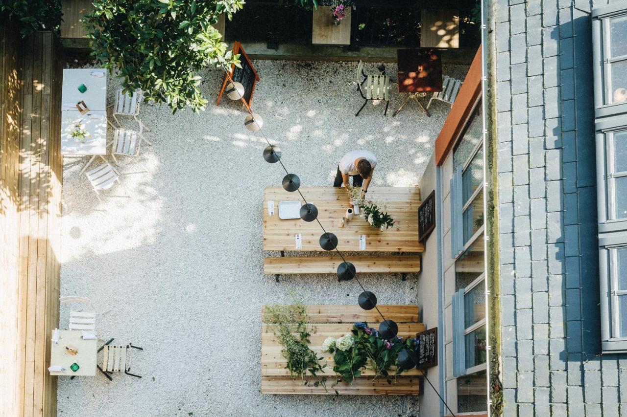 Les Chouettes Hostel Rennes Exteriör bild